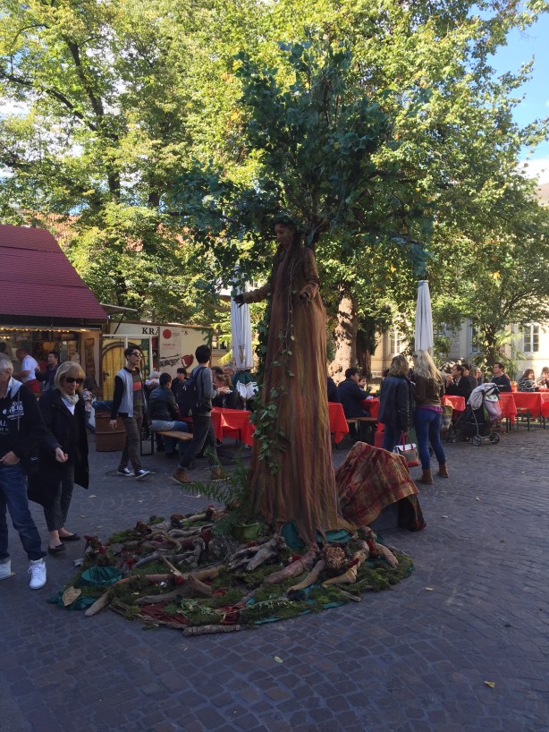 Ein lebendiger Baum...